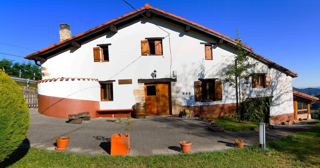 Maison d'hôtes Aterbe à Leintz-Gatzaga Extérieur photo