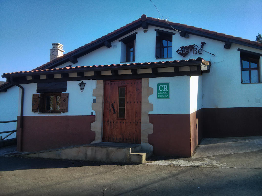 Maison d'hôtes Aterbe à Leintz-Gatzaga Extérieur photo